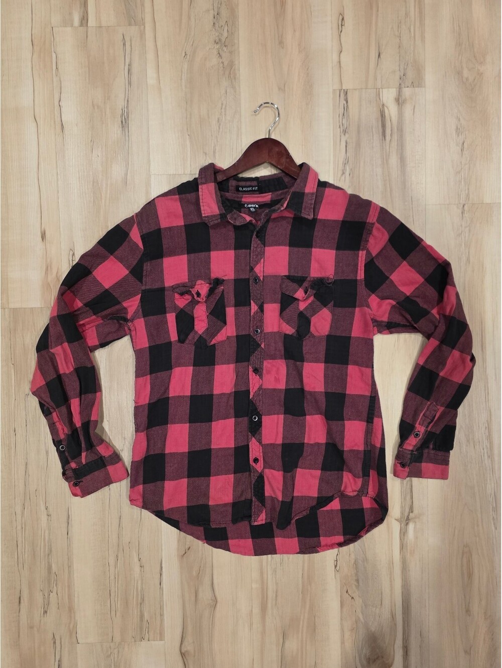 Carbon Classic Fit Red and Black Plaid Flannel Shirt XL